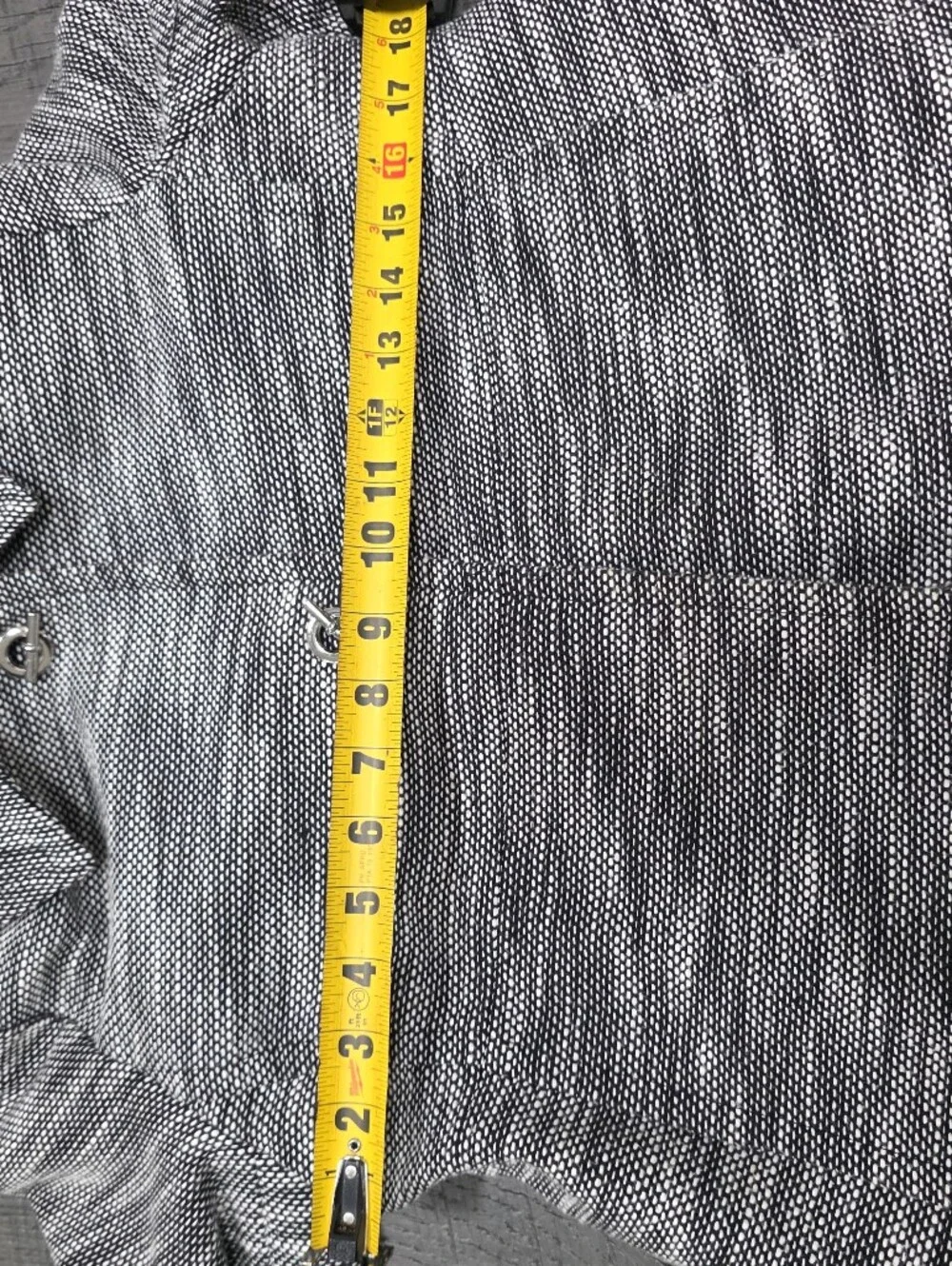 Liz Claiborne Black/White Collar 3/4 Sleeve Cotton Blend Toggle Jacket (Sz:med)